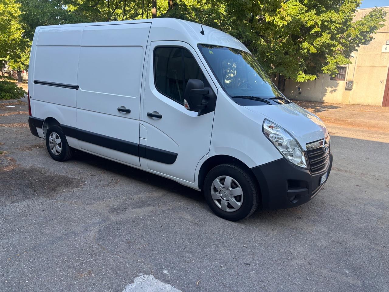 Opel Movano 35 2.3 CDTI 130CV PL FWD Cabinato