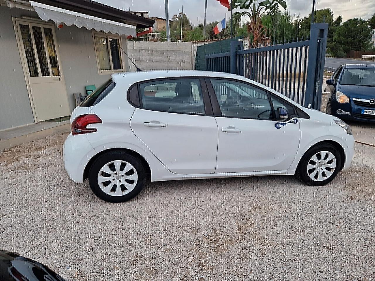 Peugeot 208 PureTech 68 5 porte Access