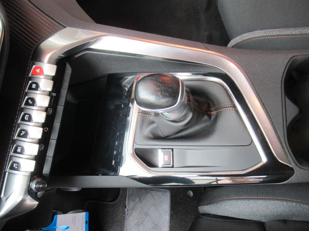 Peugeot 3008 BlueHDi 130 S&S Business