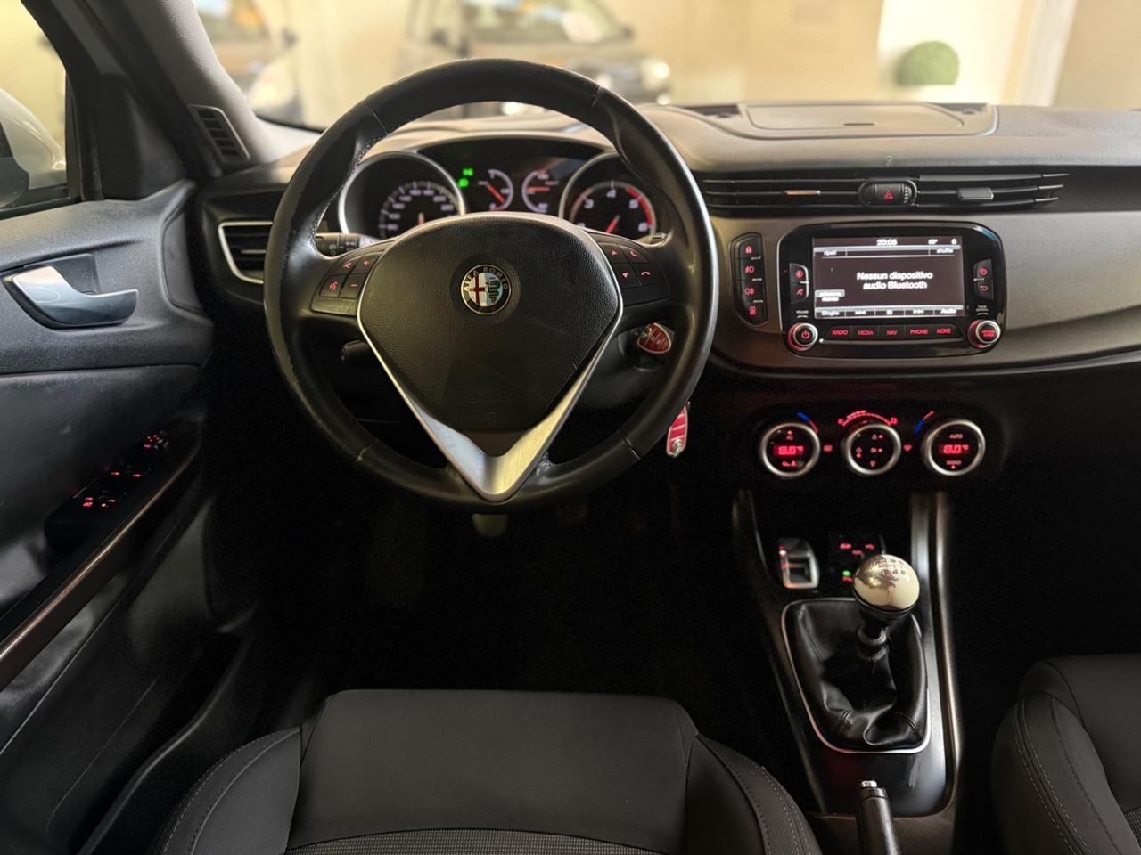 Alfa Romeo Giulietta 1.6 JTDm-2 120 CV Distinctive