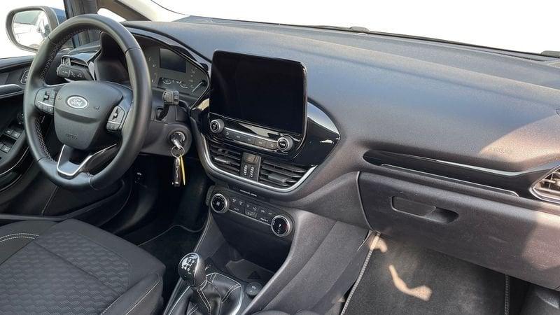 Ford Fiesta 5 Porte 1.1 75cv Titanium 5 Porte 1.1 75cv GPL Titanium