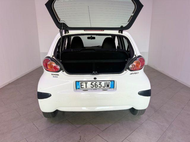 TOYOTA Aygo 1.0 12V VVT-i 5 porte Cool Soda Connect