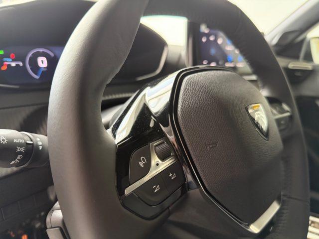 PEUGEOT 2008 Hybrid 136 e-DCS6 Allure tua da ?299,00 mensili