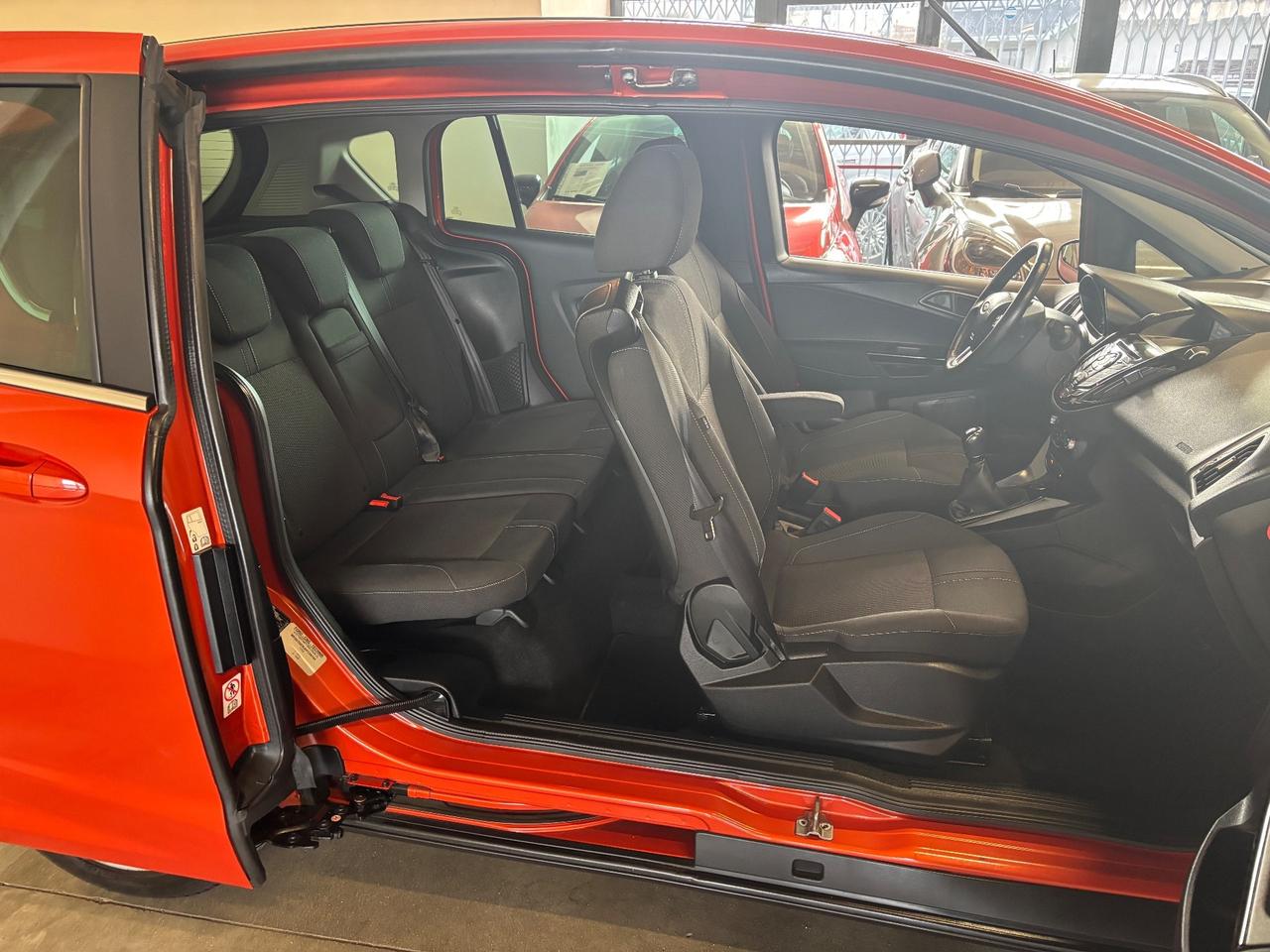 Ford B-Max 1.4 BENZ/GPL 2035 Titanium |OK NEOPATENTATI|