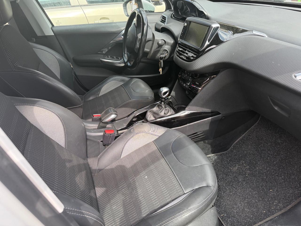 Peugeot 2008 BlueHDi 120 S&S Allure