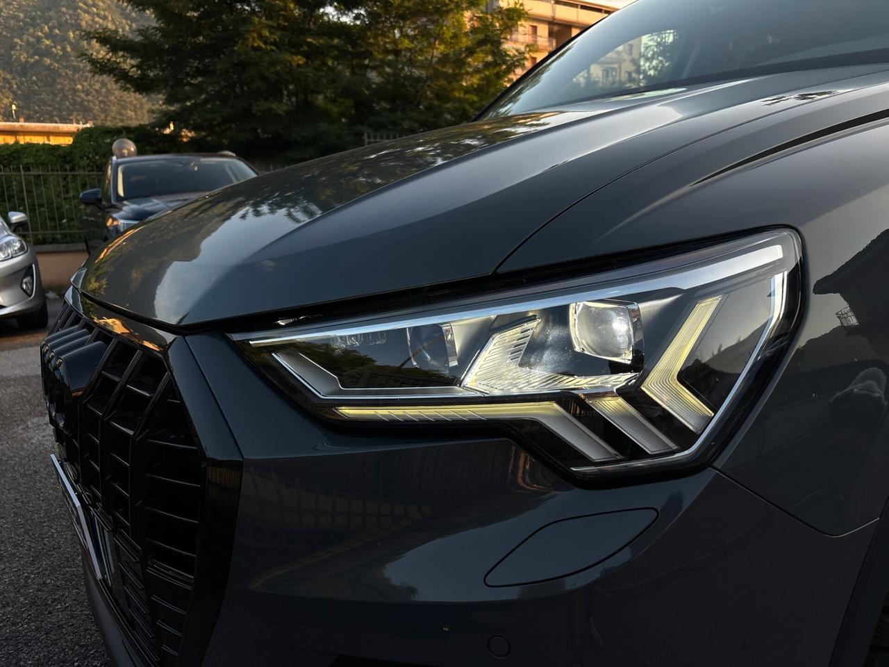 Audi Q3 40 TDI quattro S tronic S- line LED MATRIX