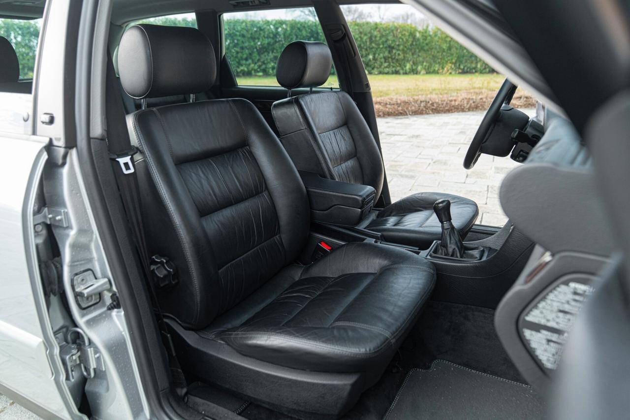 Audi A6 AVANT QUATTRO - RDS01731