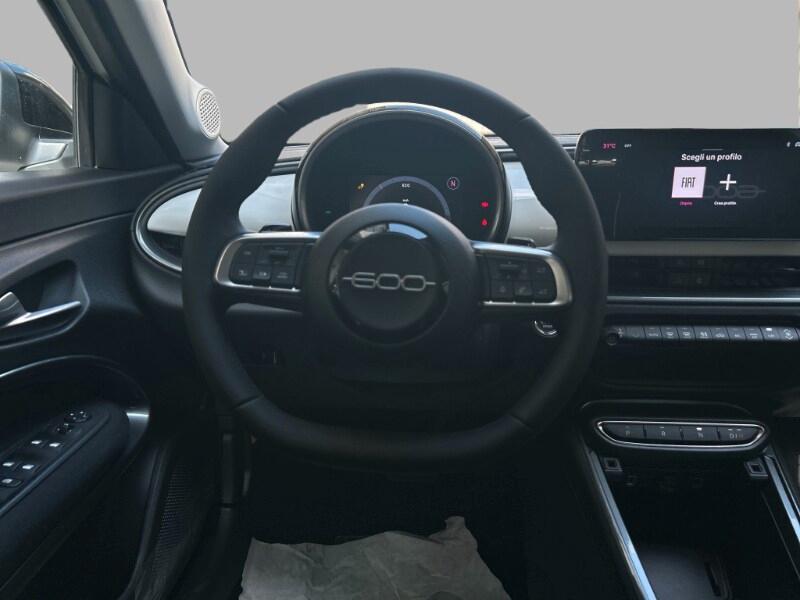 FIAT 600 (2023-->) 600 Hybrid 110 CV DCT MHEV S...