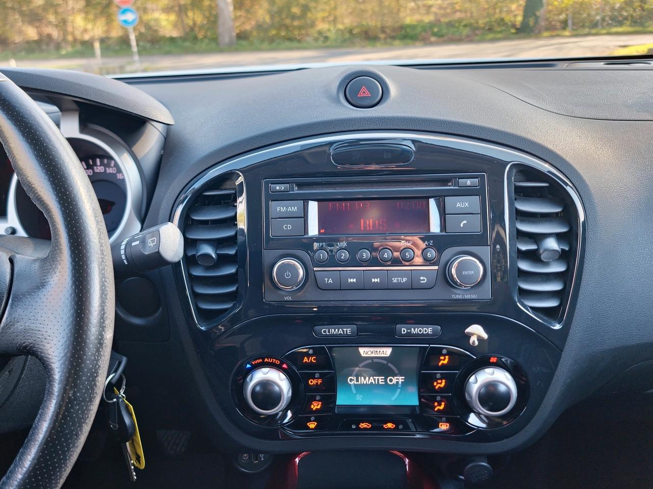 Nissan Juke 1.5 dCi Ministry of Sound 2013-E5B Manuale