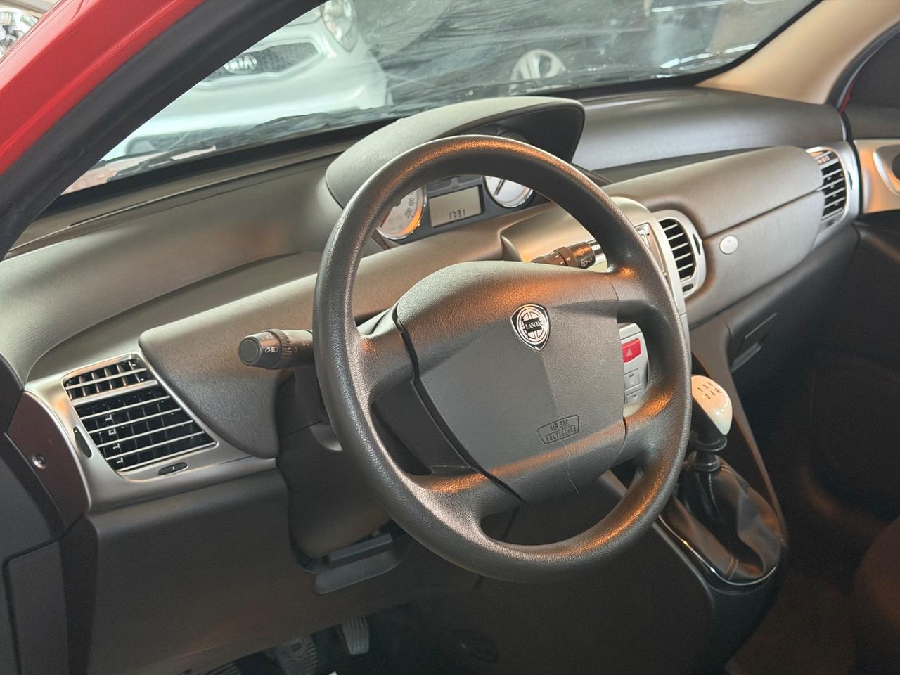 Lancia Ypsilon 1.2 Passion