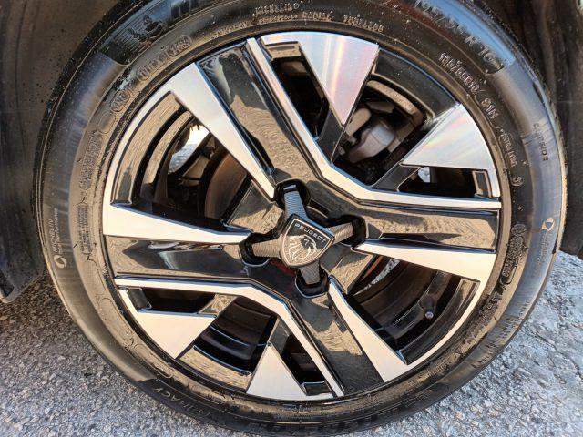 PEUGEOT 208 1200 PURETECH ALLURE 100CV CAM NAV CARPLAY ITALIA