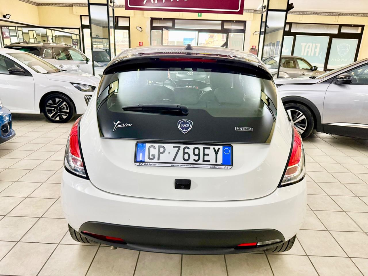 Lancia Ypsilon 1.0 FireFly 5 porte S&S Hybrid Gold Plus