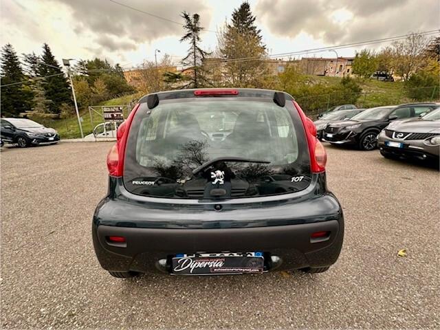 Peugeot 107 1.4 HDi 5p. Plaisir