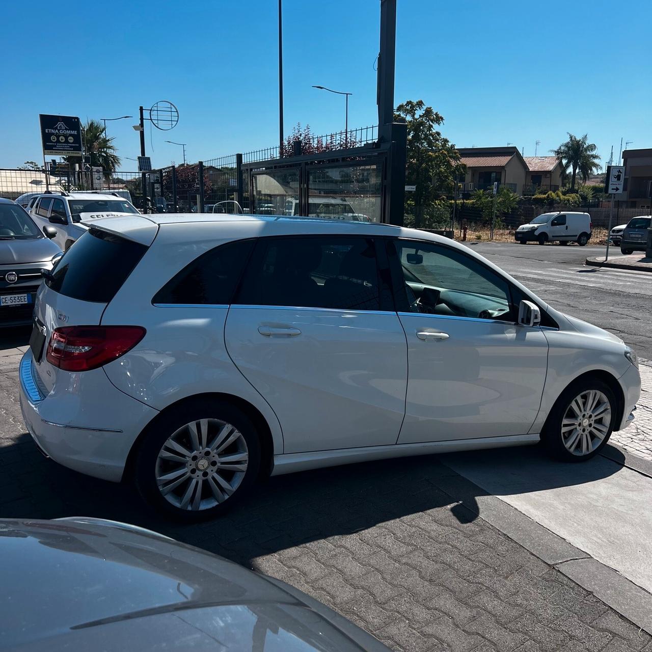 Mercedes-benz B 200 CDI Premium