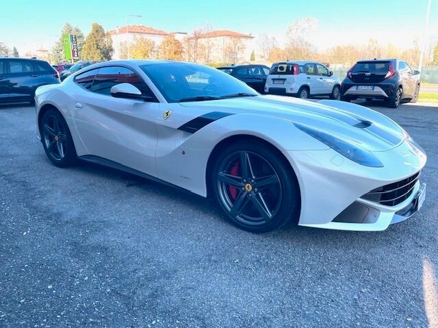 Ferrari F12 F12berlinetta