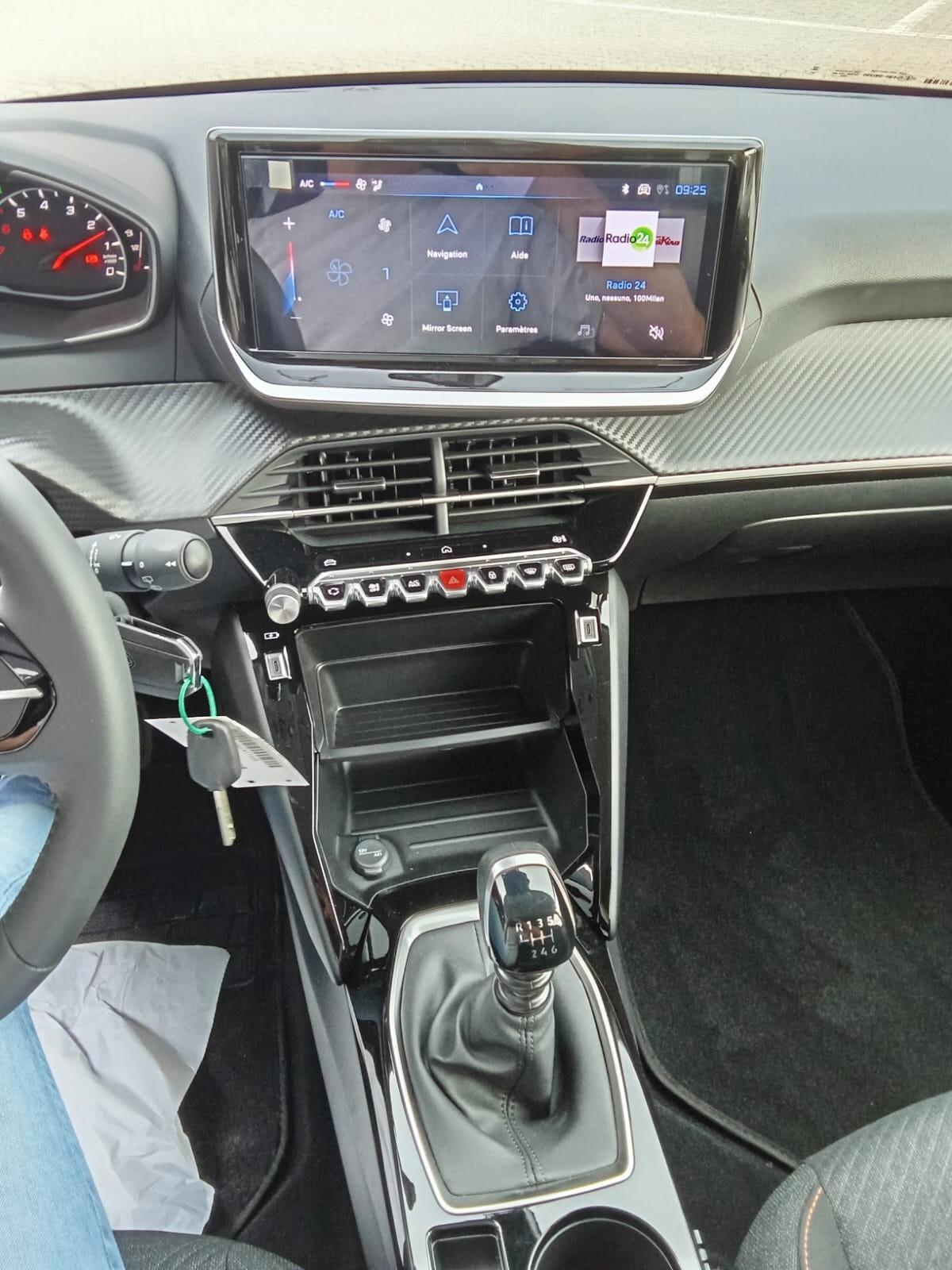 Peugeot 208 NUOVA Business Turbo 100cv