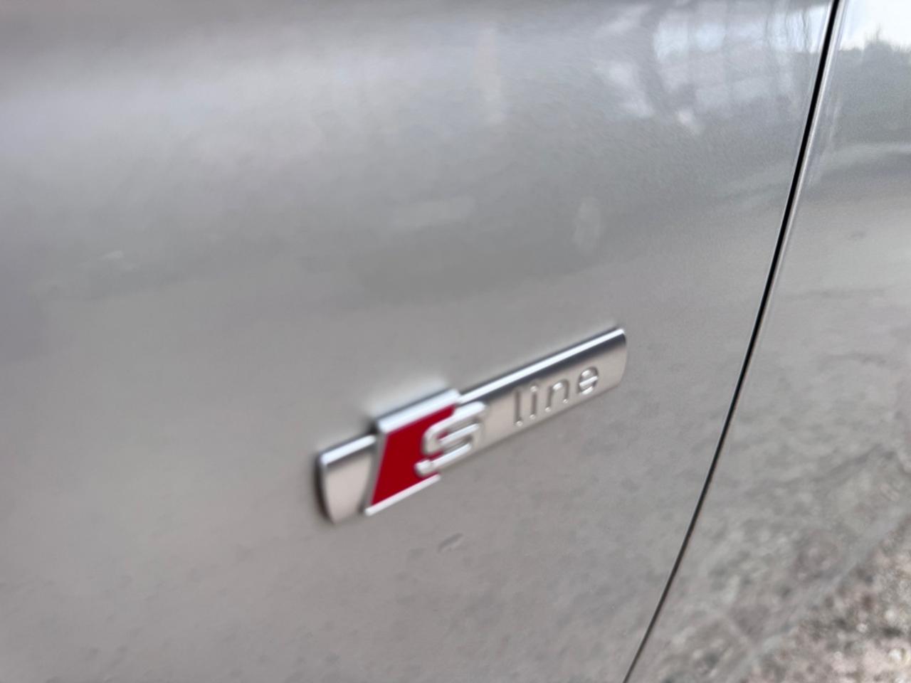 Audi A4 2.0 TDI 143CV S LINE