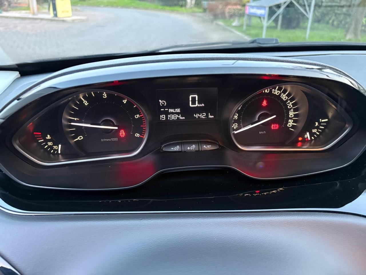 Peugeot 208 diesel 2017 NEOPATENTATI