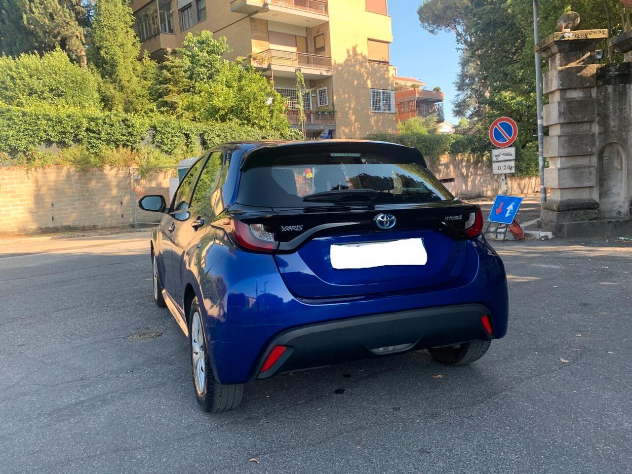 Yaris 1.5Hybrid 5P Business NAVIGATORE KM27900