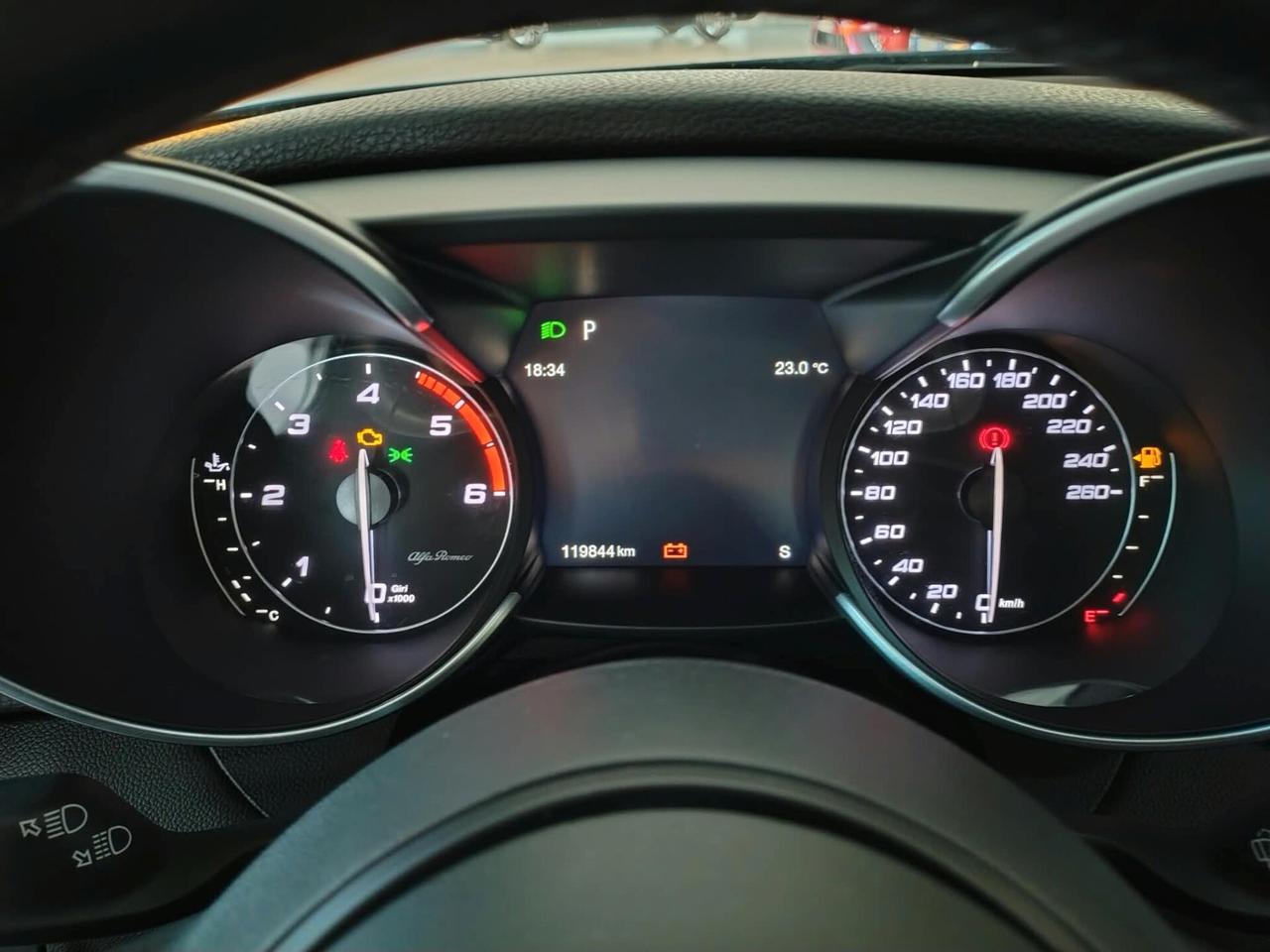 Alfa Romeo Giulia 2.2 Turbodiesel 190 CV AT8 Executive