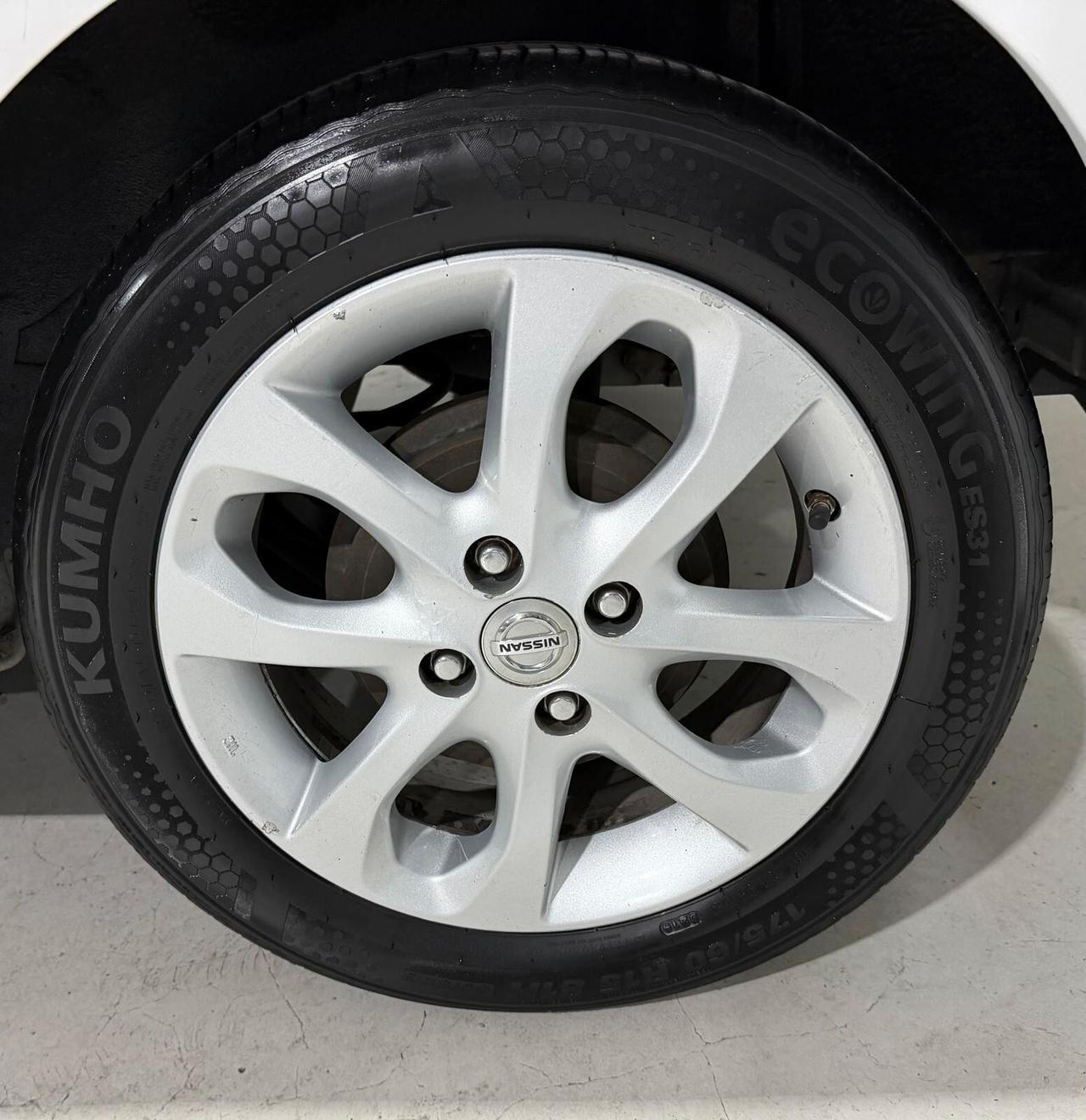 Nissan Micra Benzina euro 5 Neopatentati