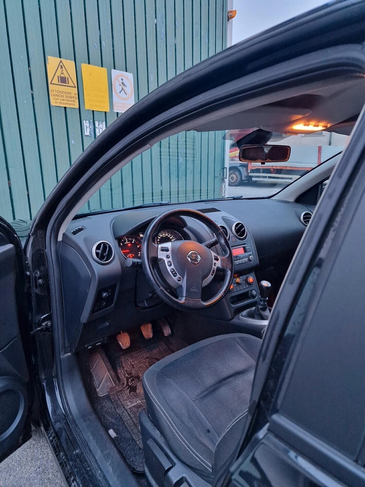 Nissan Qashqai 2.0 dCi DPF Tekna