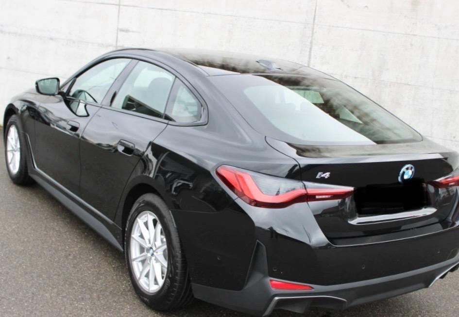 Bmw I4 35