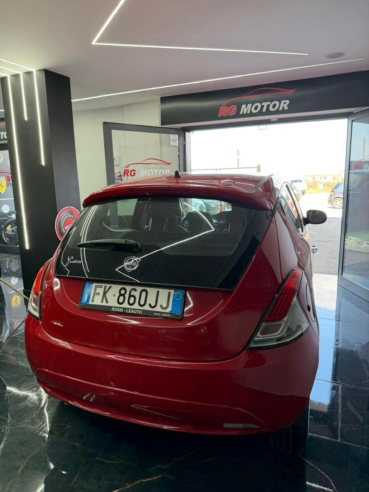 Lancia Ypsilon 1.2 69 CV 5 porte GPL Ecochic Gold