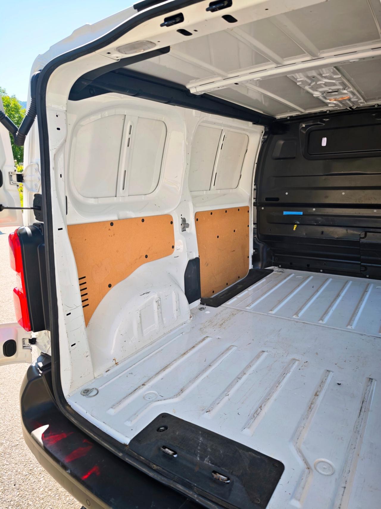 Citroen Jumpy BlueHDi 115 S&S PL-TN Furgone M Club