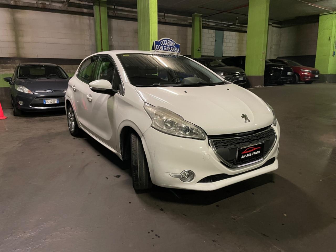 Peugeot 208 1.2 82cv Euro 5 Neopatentati