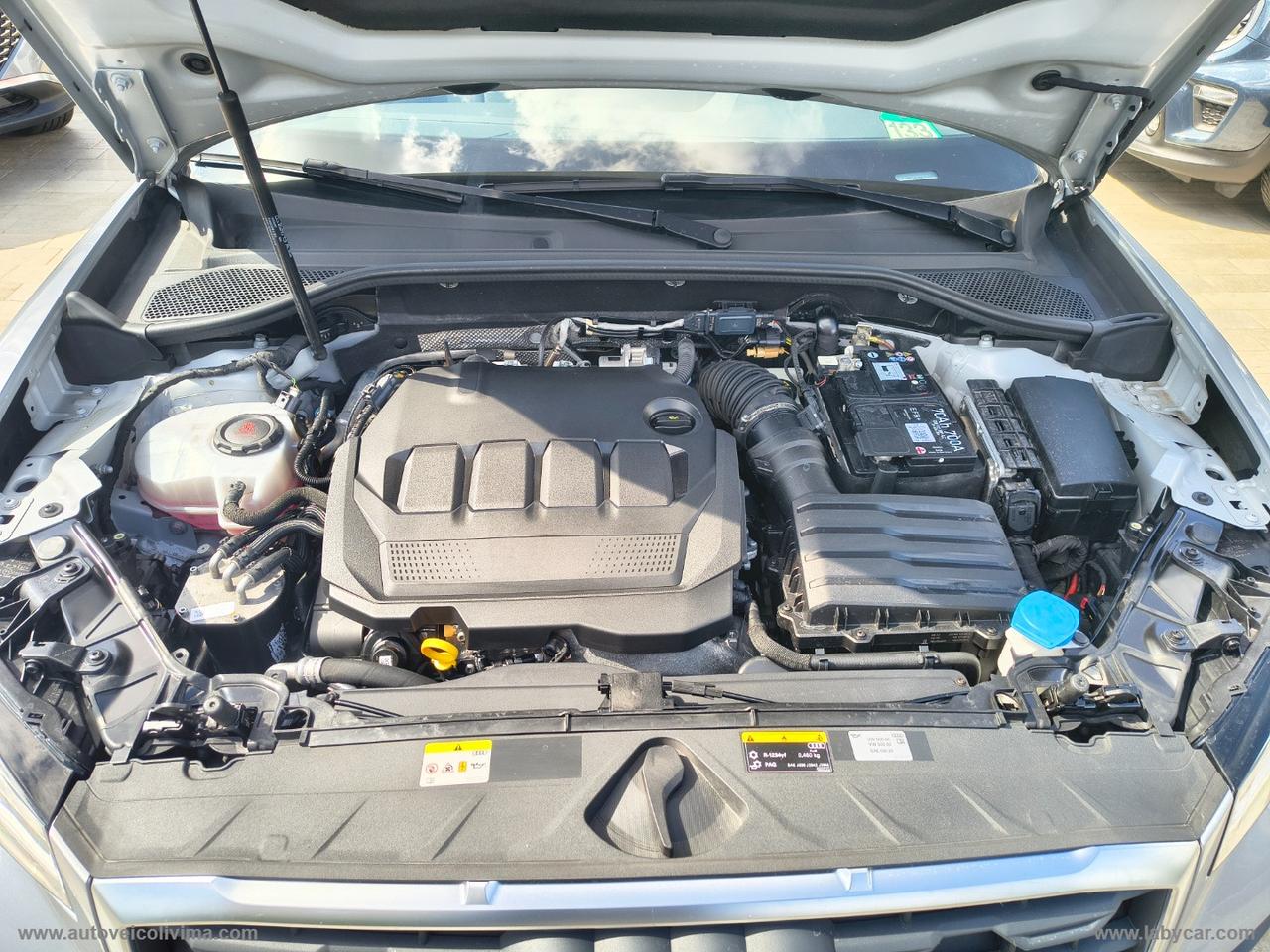 AUDI Q2 30 TDI S tronic Business Plus