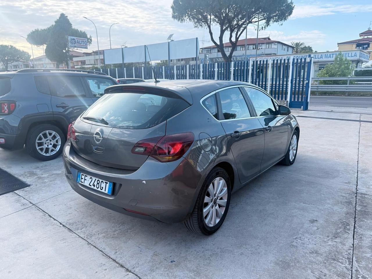 Opel Astra 1.7 CDTI 125CV 5 porte Cosmo (INCONGRUENZA NEL CHILOMETRAGGIO)