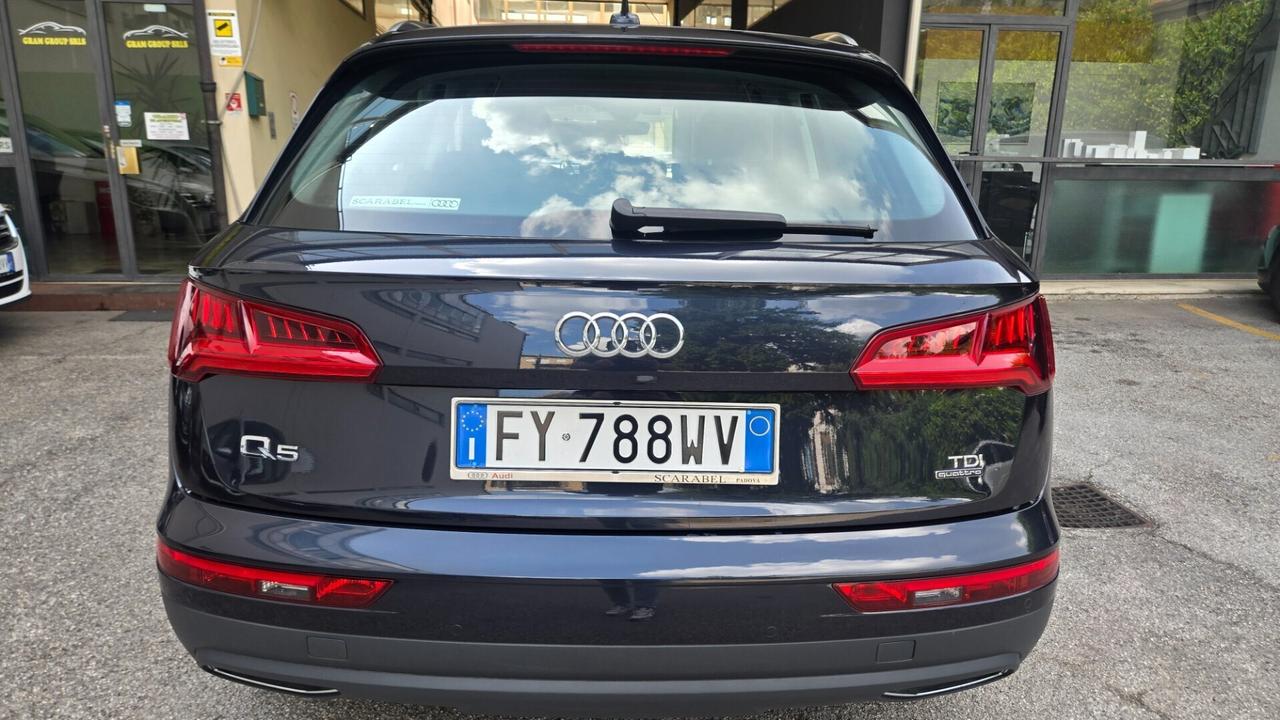 Audi Q5 35 TDI quattro S tronic Business
