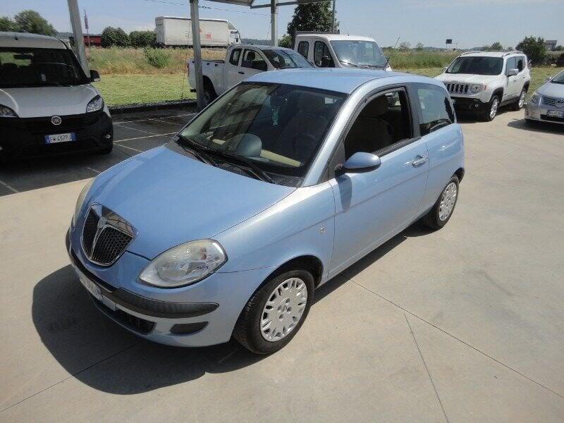Lancia Ypsilon 1.2 Oro