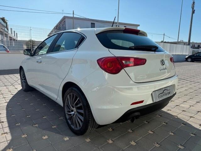 Alfa Romeo Giulietta 1.4 Turbo 120 CV GPL Distinctive 2013