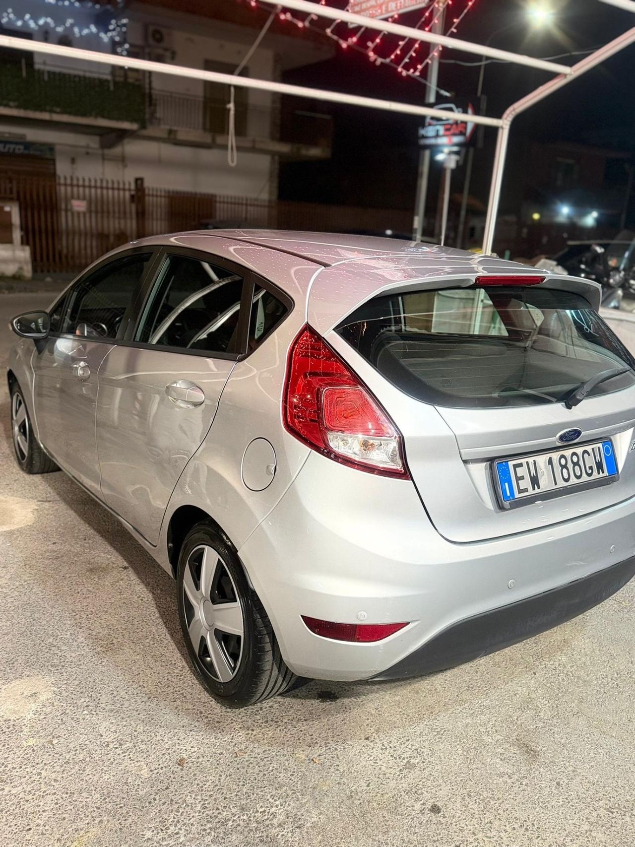 Ford Fiesta 1.5 TDCi 75CV 5 porte Business