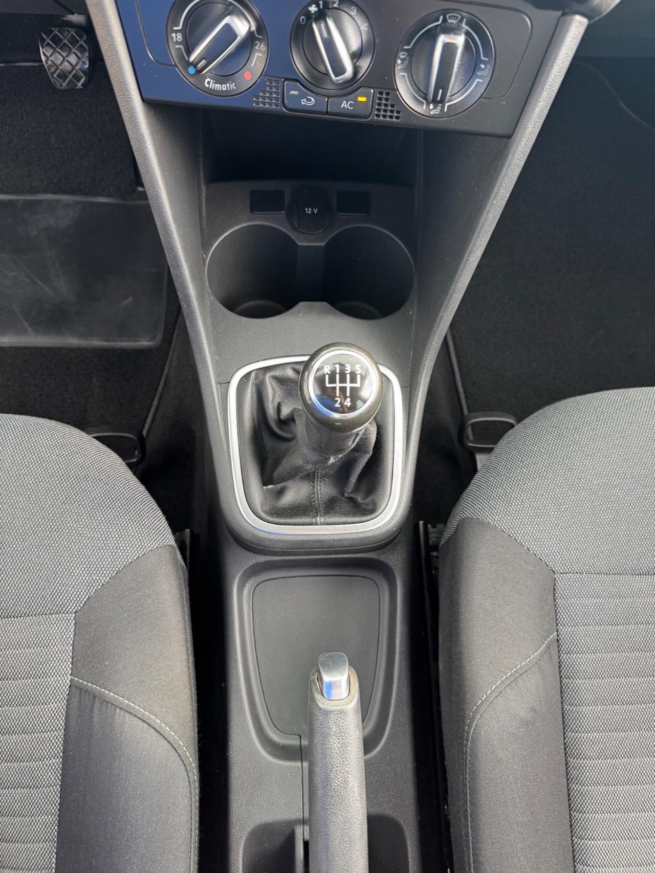 Volkswagen Polo 1.2 catena nuova idonea ai neopatentati