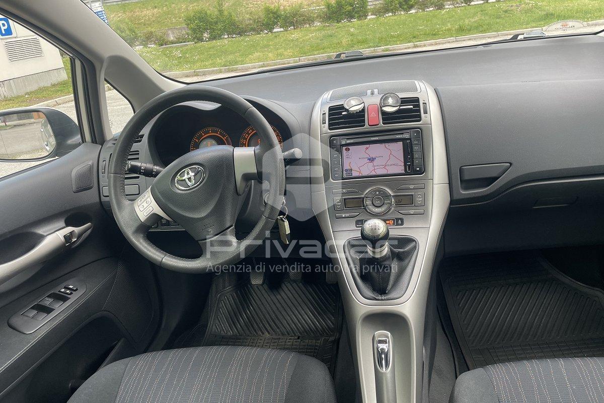 TOYOTA Auris 1.3 L 5 porte