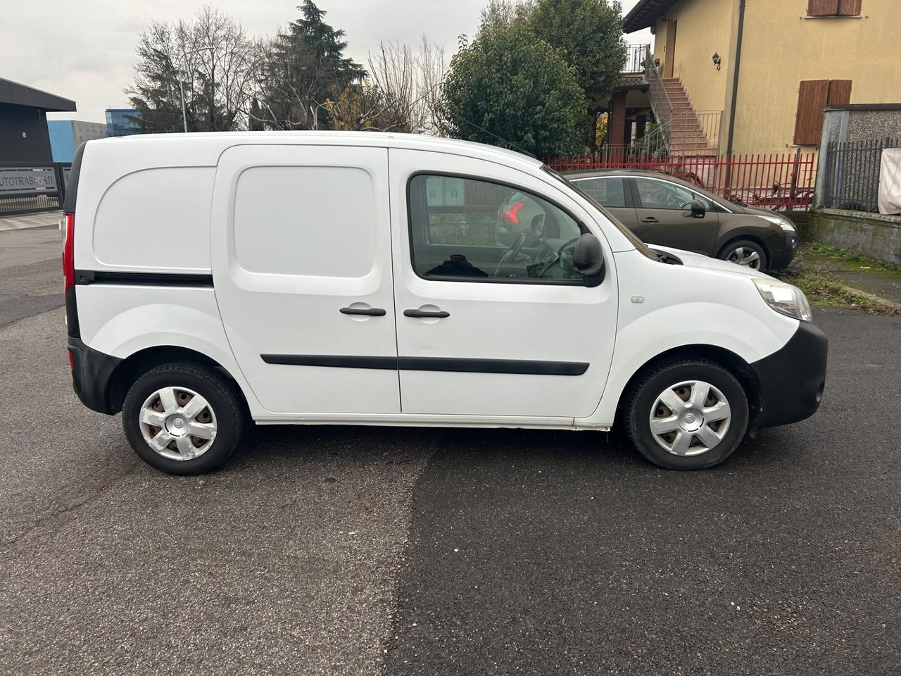Renault kangoo 1.5 cdi 110cv 3 posti