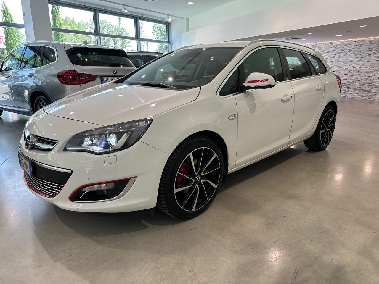 Opel Astra 1.6 CDTI 136CV EcoFLEX S&S 5 porte Cosmo