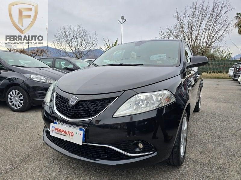 Lancia Ypsilon 0.9 TwinAir 85 CV 5 porte S&S DFN Gold