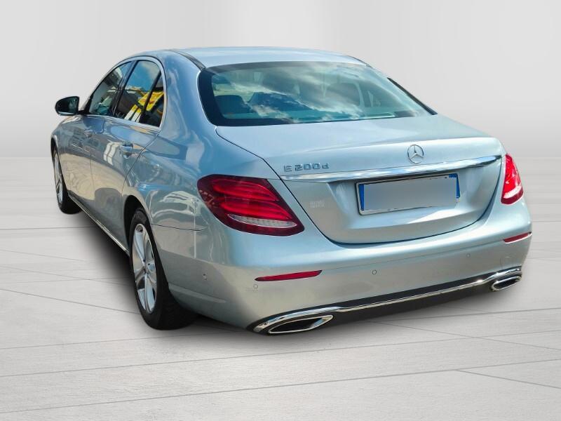 MERCEDES Classe E (W/S213) E 200 d Auto Execu...