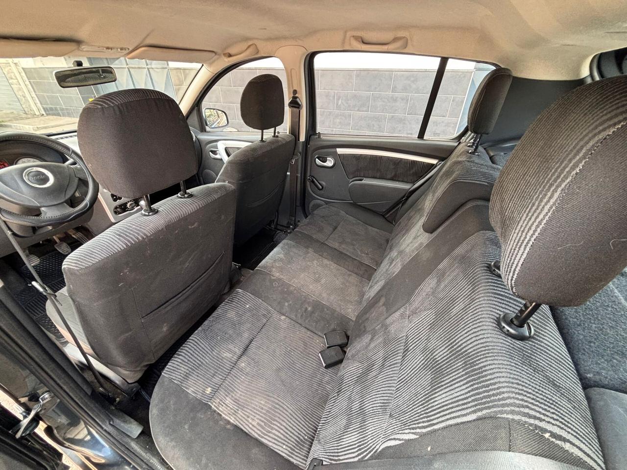 Dacia Sandero 1.4 8V GPL LAUREATE