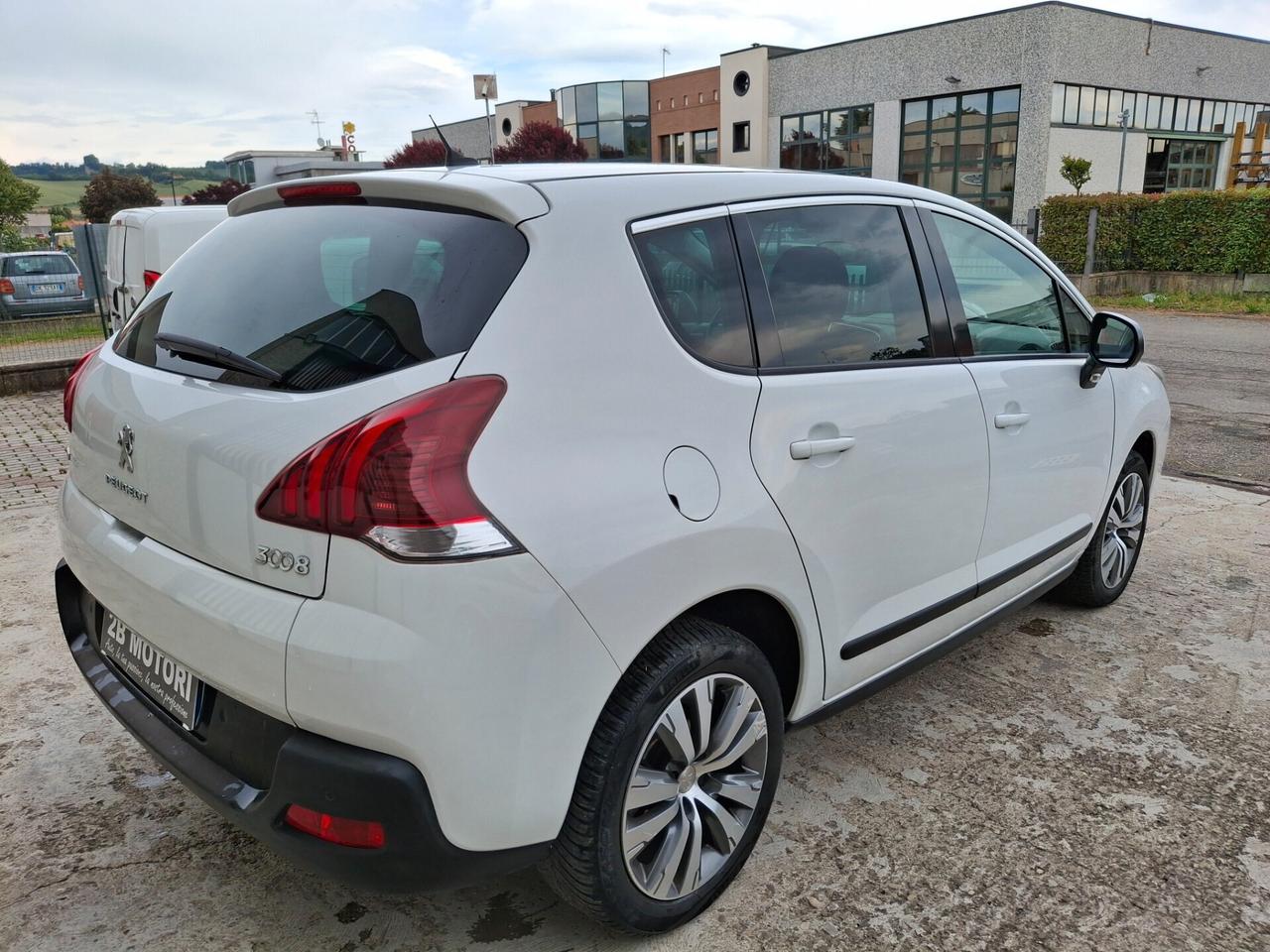 Peugeot 3008 BlueHDi 120 S&S Allure