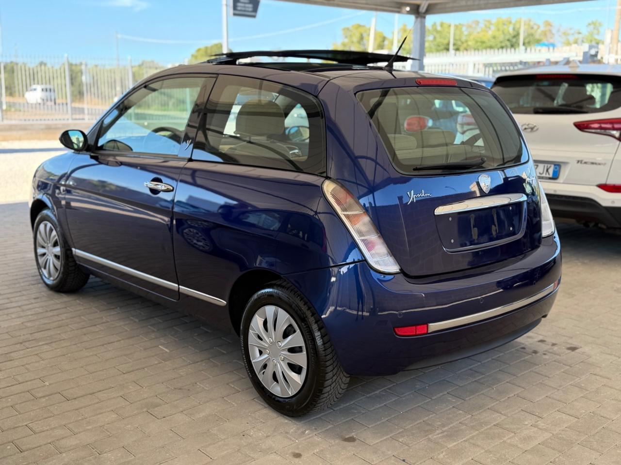 Lancia Ypsilon 1.3 MJT 90 CV Platino TETTO + ALCANTARA