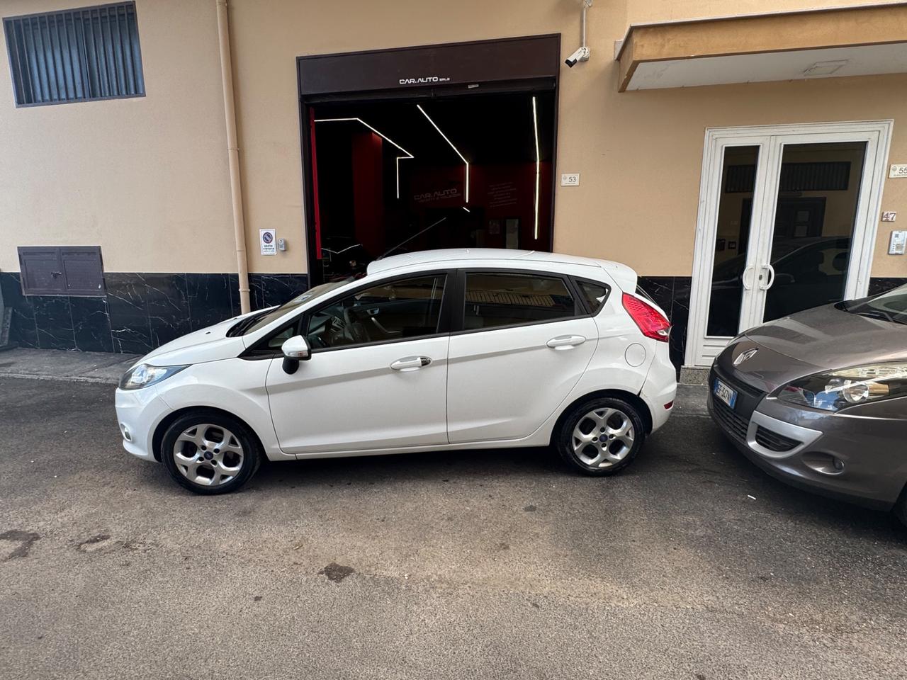 Ford Fiesta 1.4 TDCi 5p. Titanium