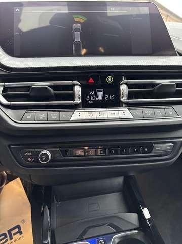 BMW 118 i 5p. Msport NAVI-FULL LED-18"