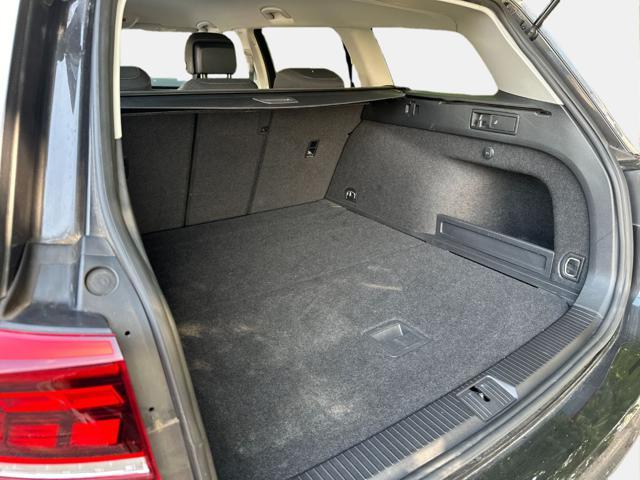 VOLKSWAGEN Passat Variant 2.0 TDI 150 CV DSG Business