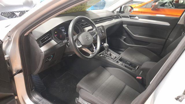 VOLKSWAGEN Passat VAR. DSG 2.0 TDI SCR Business NAVI