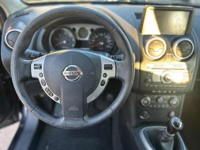 Nissan Qashqai 2.0 dCi DPF 4WD Tekna